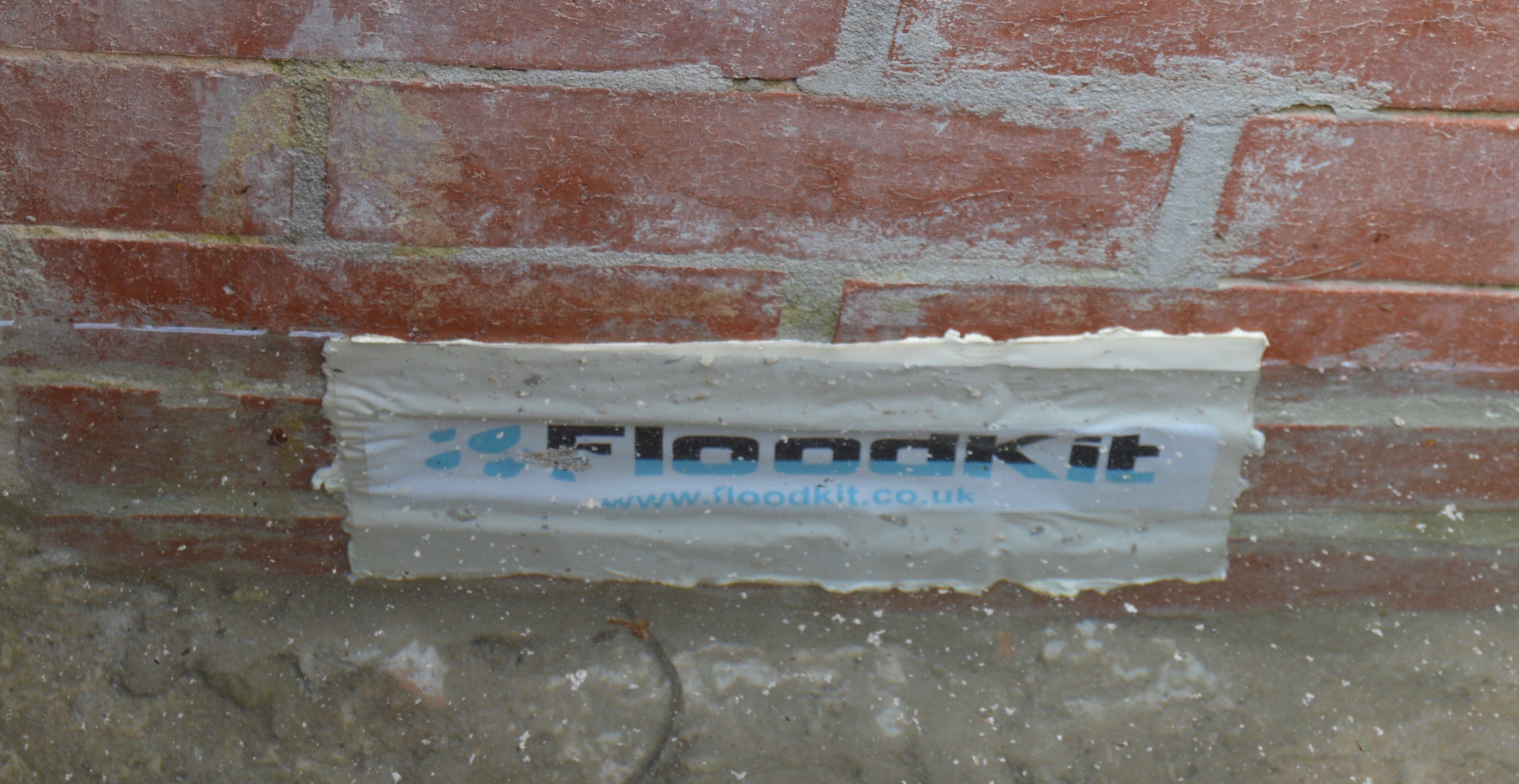 FloodKit® Airbrick patches v’s Sandbags – FloodKit - Flood Prevention ...